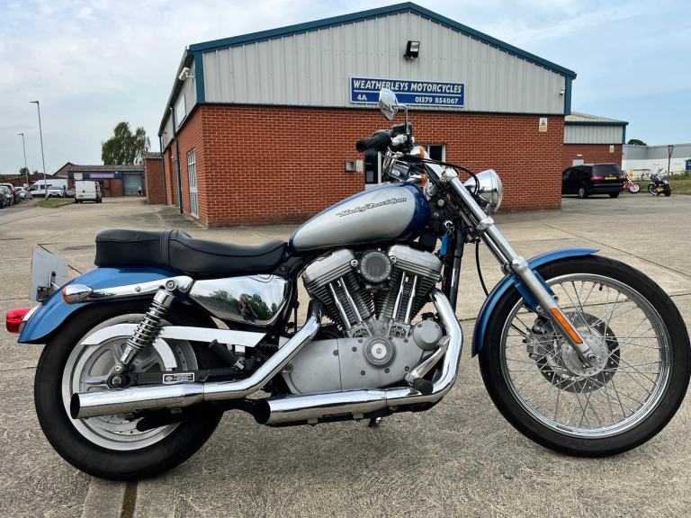 Harley-Davidson XL883 CUSTOM SPORTSTER IDEAL TO CRUIS AROUND IN THE SUN 