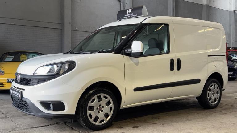 FIAT DOBLO 1.3 Doblo Cargo 1.3 Multijet Ii 95 Hp Tecnico My20 Diesel White 5dr