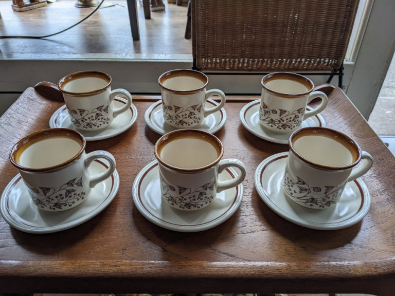 Mid century set of 6 cups and 6 saucers BILTONS