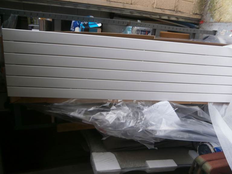 BRAND NEW UPRIGHT TOP QUALITY CENTRAL HEATING RADIATOR 1800X433