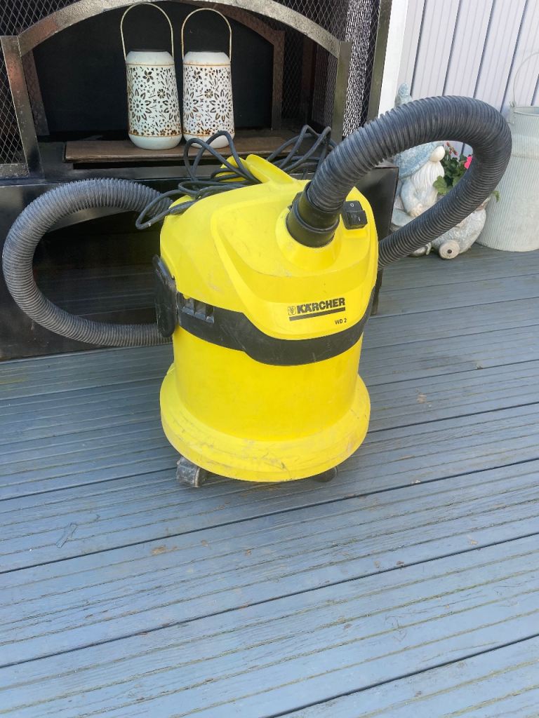 Karcher Wet & Dry Vacuum Cleaner - Good Condition