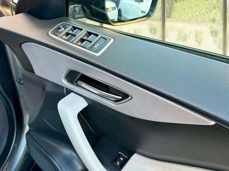 2018 Jaguar F-Pace 2.0d R-Sport 5dr Auto AWD ESTATE DIESEL Automatic