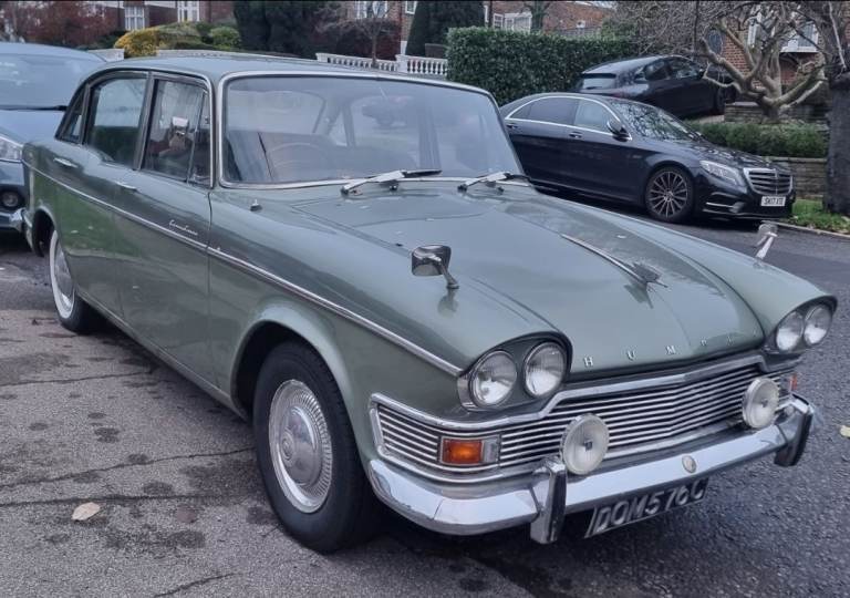 A CLASSIC 1965 HUMBER SUPER SNIPE LUXURIOUS CLASSIC CAR
