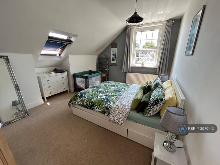 1 bedroom in St. Johns Road, Bournemouth, BH5 (#2979142)