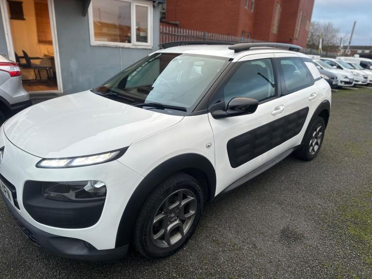 2015 Citroen C4 Cactus 1.6 BlueHDi Feel Euro 6 (s/s) 5dr HATCHBACK Diesel Manual