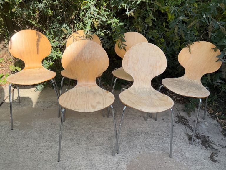 Six kitchen dining chairs with chrome legs