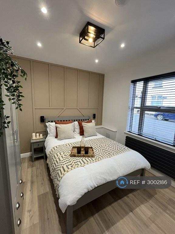 1 bedroom in Poole Street, Northampton, NN1 (#3002186)