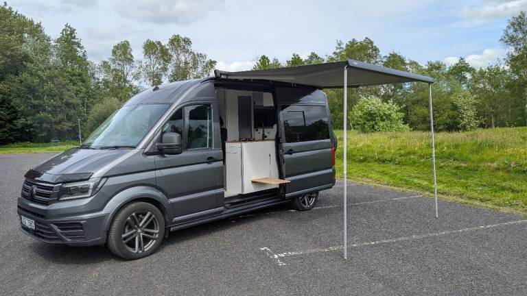 2021 VW Crafter MWB Campervan – High Spec Off-Grid Build – 17,000 Miles