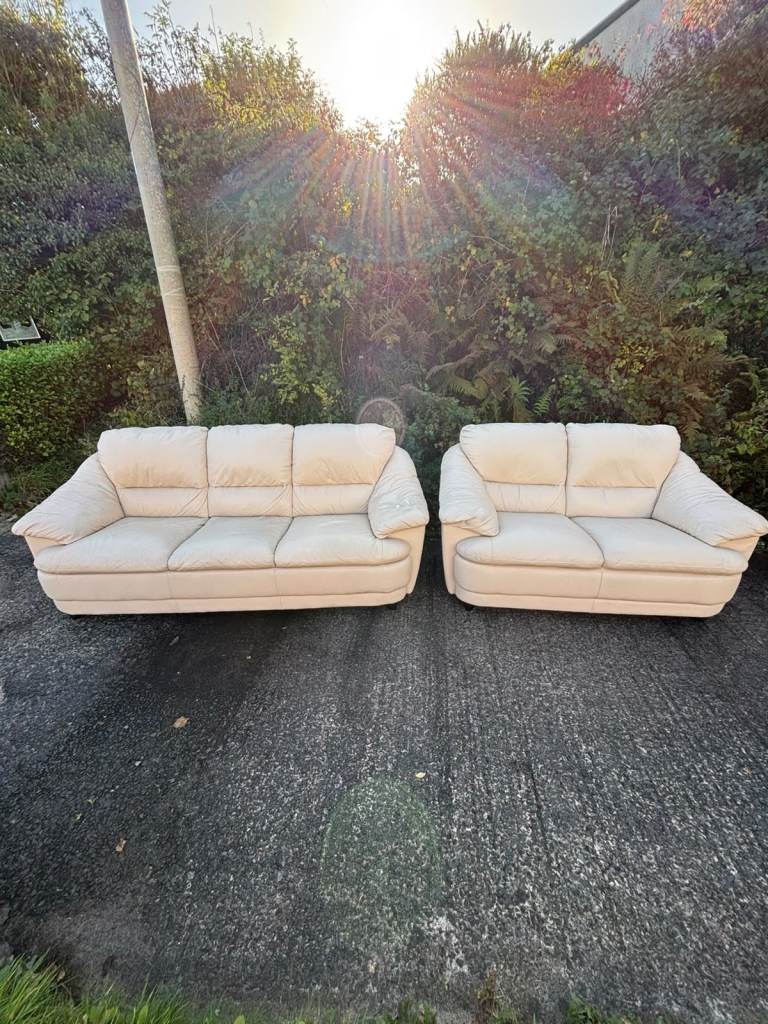 Cream leather3,2 sofa set 