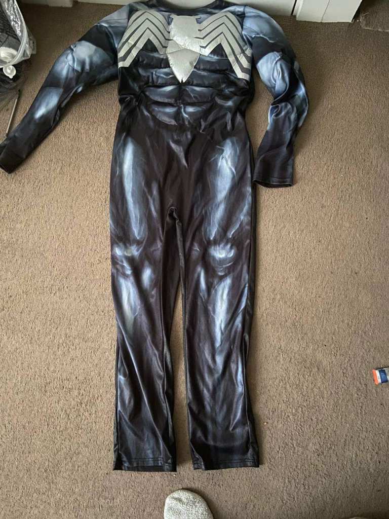 MARVEL VENOM COSTUME