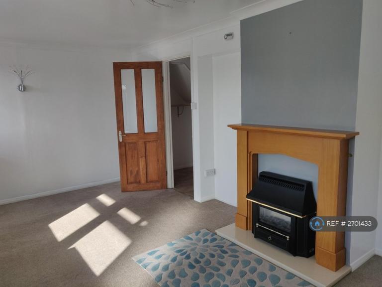 2 bedroom house in Bettsland, West Cross, Swansea, SA3 (2 bed) (#2701433)