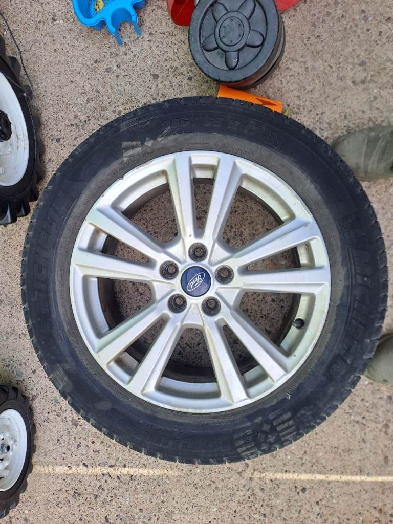 Ford alloy wheel 17 inch 