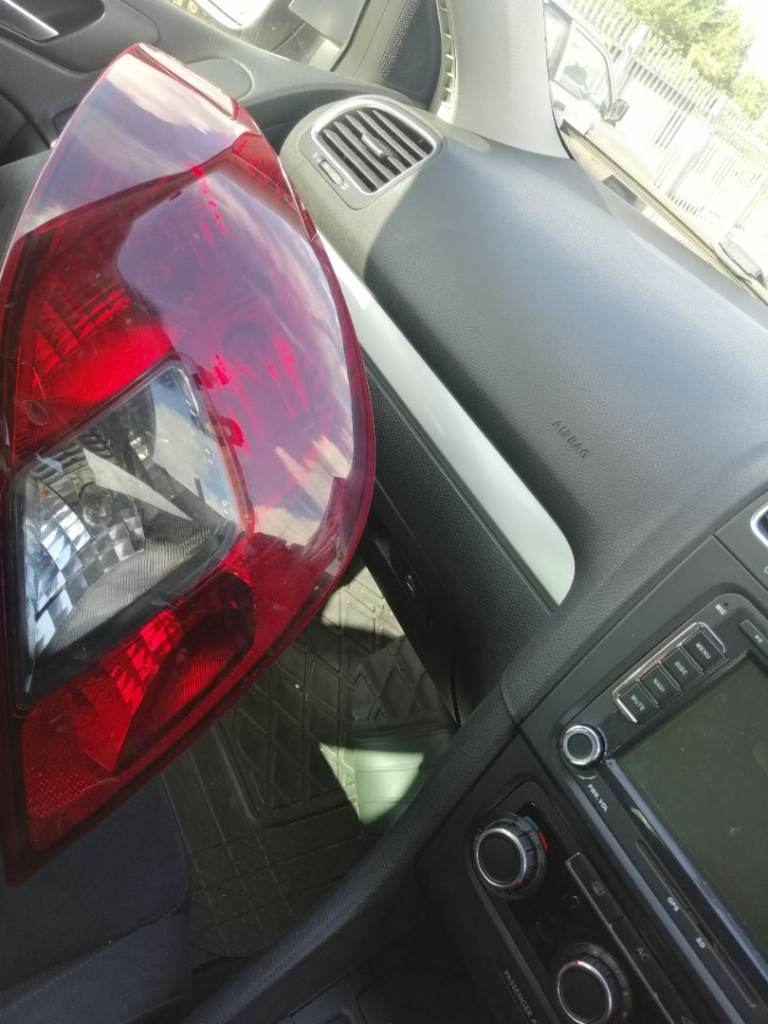 VAUXHALL CORSA HATCHBACK 5DR MK3 FL D 2011 DRIVER SIDE REAR TAIL LIGHT LAMP