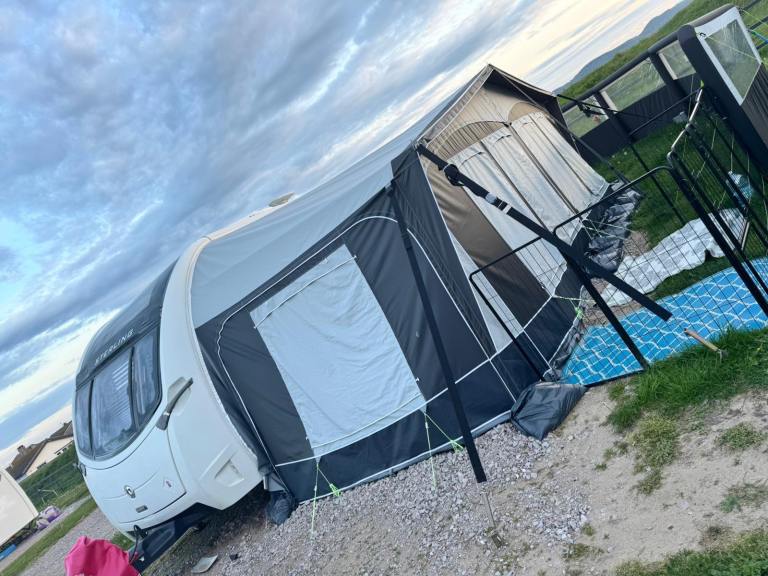 Sterling 580 caravan 
