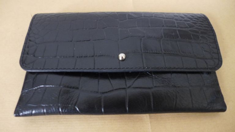 PETITE MENDIGOTE PARIS LEATHER BAG. POUCH. PURSE. WALLET. EVENING SHOULDER BAG. BLACK. LOOKS AS NEW.