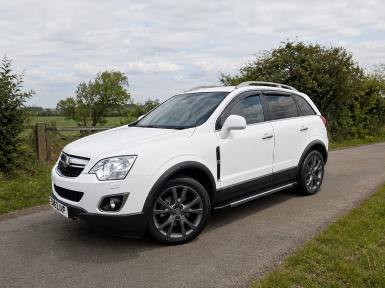 2013 Vauxhall, ANTARA SE, 4x4, 1 Years MOT. Low miles 