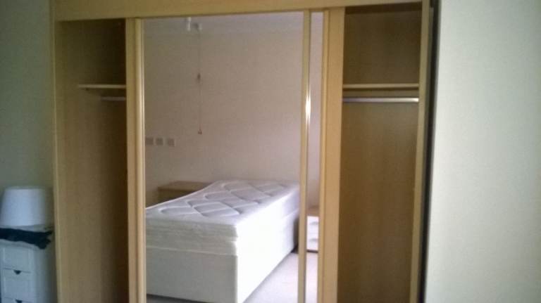 Sliding Mirrored Door Wardrobe