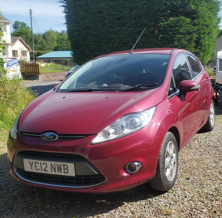 Ford, FIESTA, Hatchback, 2012, Manual, 1560 (cc), 5 doors