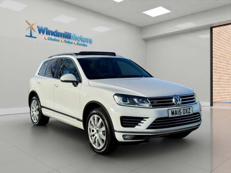 image for  Volkswagen Touareg 3.0 TDI V6 BlueMotion Tech R-Line Tiptronic 4WD Euro 6 (s/s) 5dr Diesel Autom...