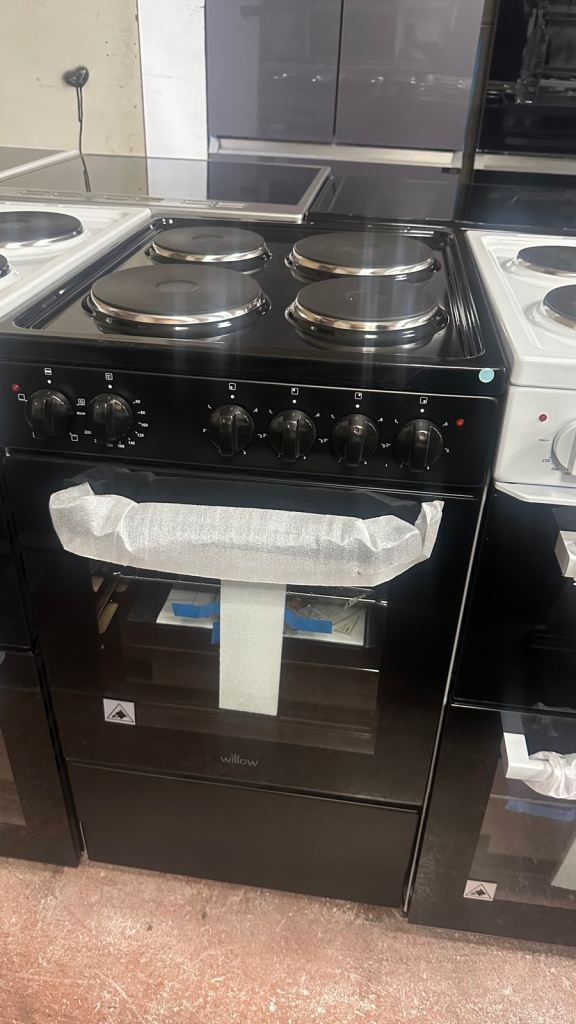 NEW/GRADED 50CM BLACK ELECTRIC COOKER 