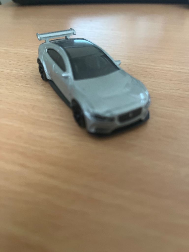 Hotwheel, JAGUAR XE SV PROJECT 8