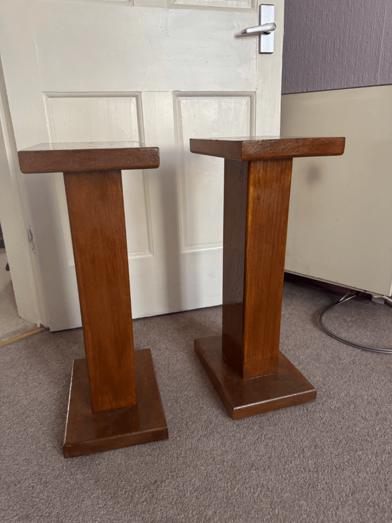 Speaker stands - solid oak - RC60 Deluxe