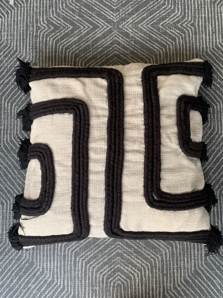 Selection of Cushions and Covers – Good Condition