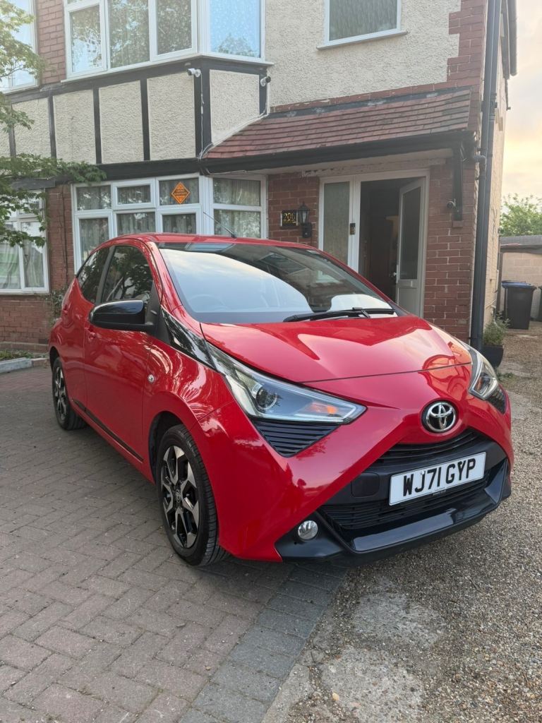 Toyota, AYGO, Hatchback, 2021, Manual, 998 (cc), 5 doors