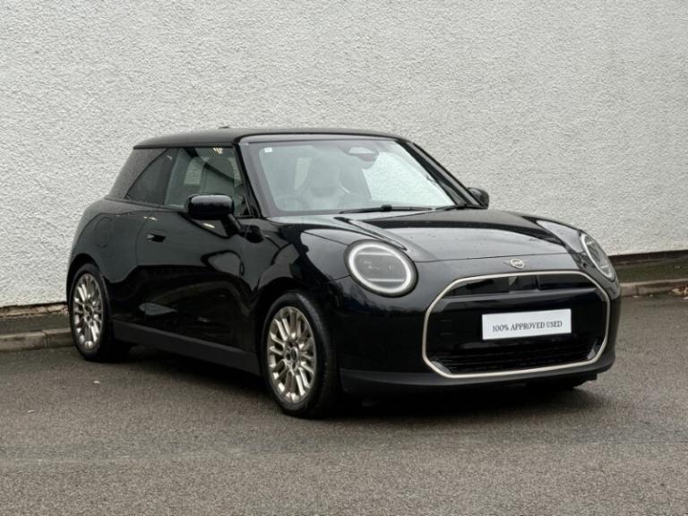 MINI HATCHBACK 135kW Cooper S Level 2 33kWh 3dr Auto