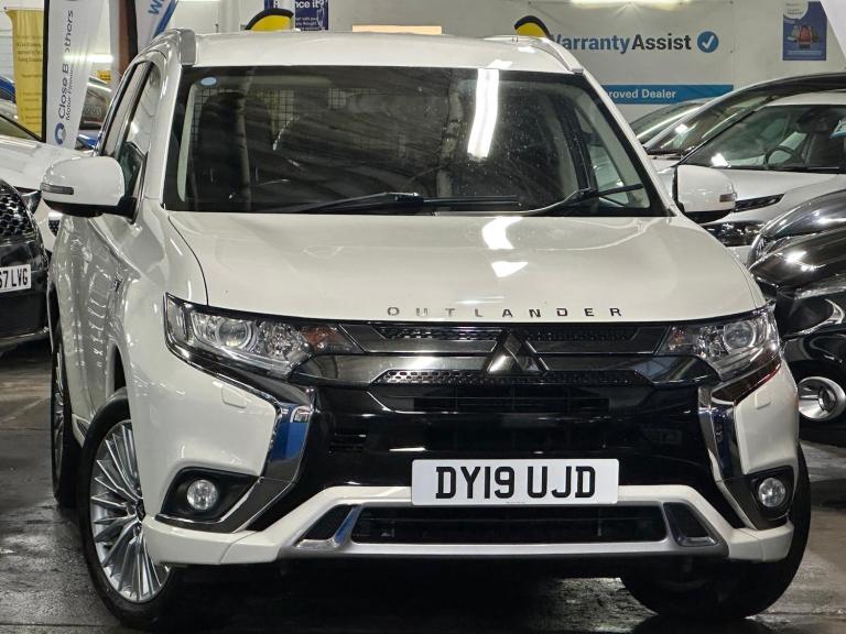 2019 Mitsubishi Outlander 2.4h TwinMotor 13.8kWh Juro SUV 5dr Petrol Plug-in Hybrid CVT 4WD Euro ...