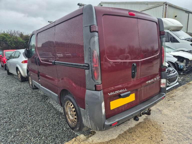 Renault Trafic 1.9dci BREAKING PARTS SPARES 