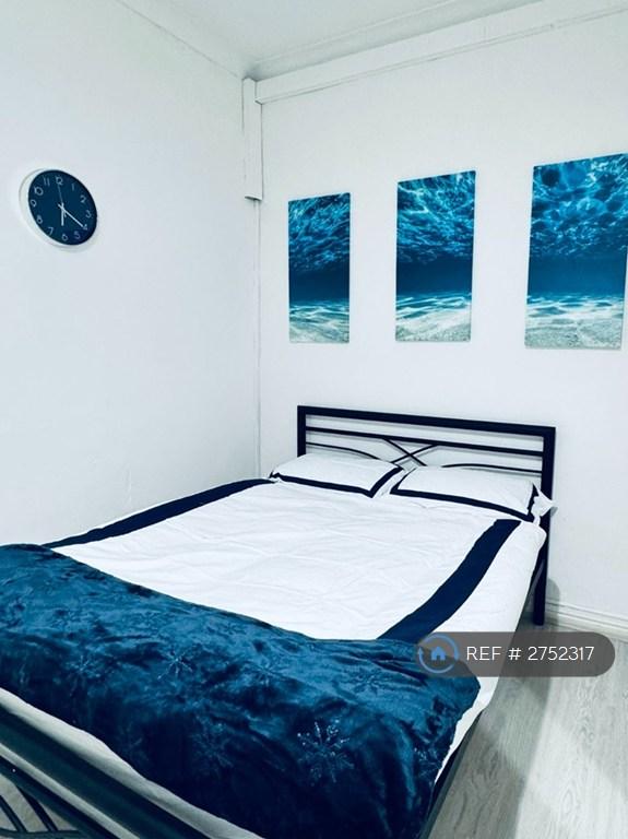 1 bedroom in St. Johns Road, Dudley, DY2 (#2752317)