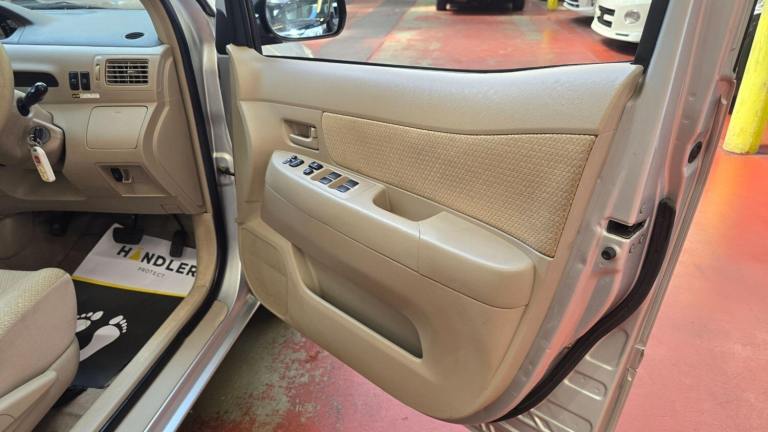 2010 Toyota Raum 1.5 Auto lift mobility chair  Petrol Automatic