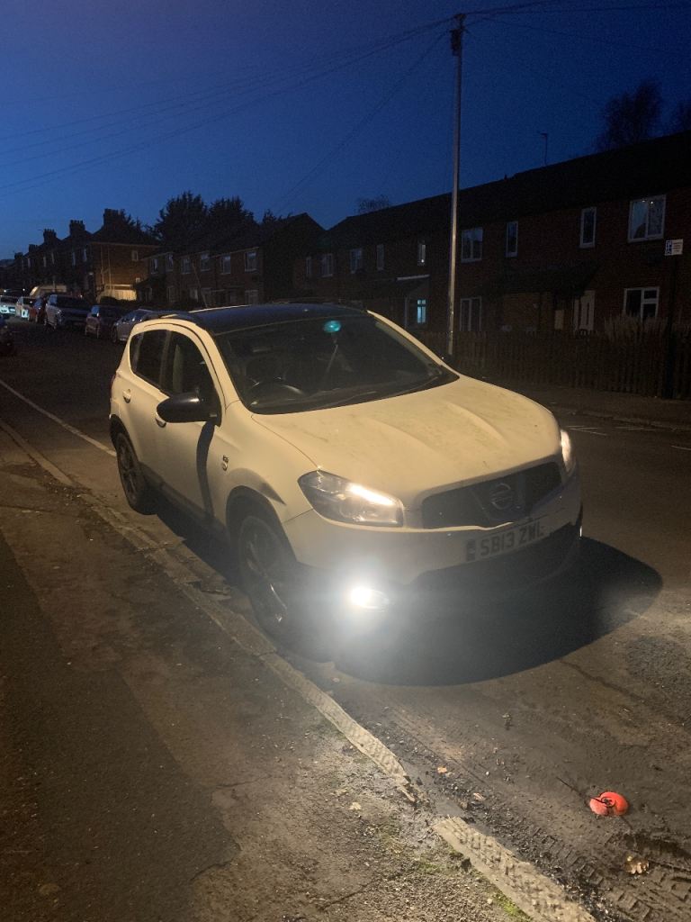 Nissan, QASHQAI, Hatchback, 2013, Manual, 1598 (cc), 5 doors