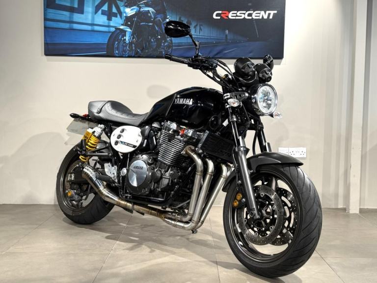 YAMAHA XJR 1300 - 2016 - LOW MILES - FSH - NICE EXTRAS - VGC 