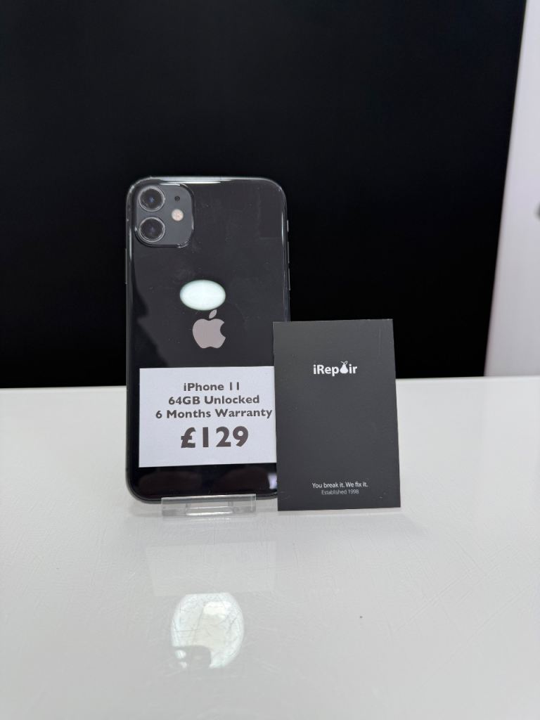 iPhone 11 Unlocked VERY GOOD