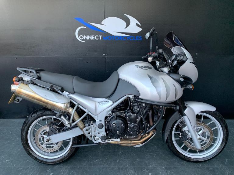 TRIUMPH TIGER 955i PROJECT BIKE HPI CLEAR