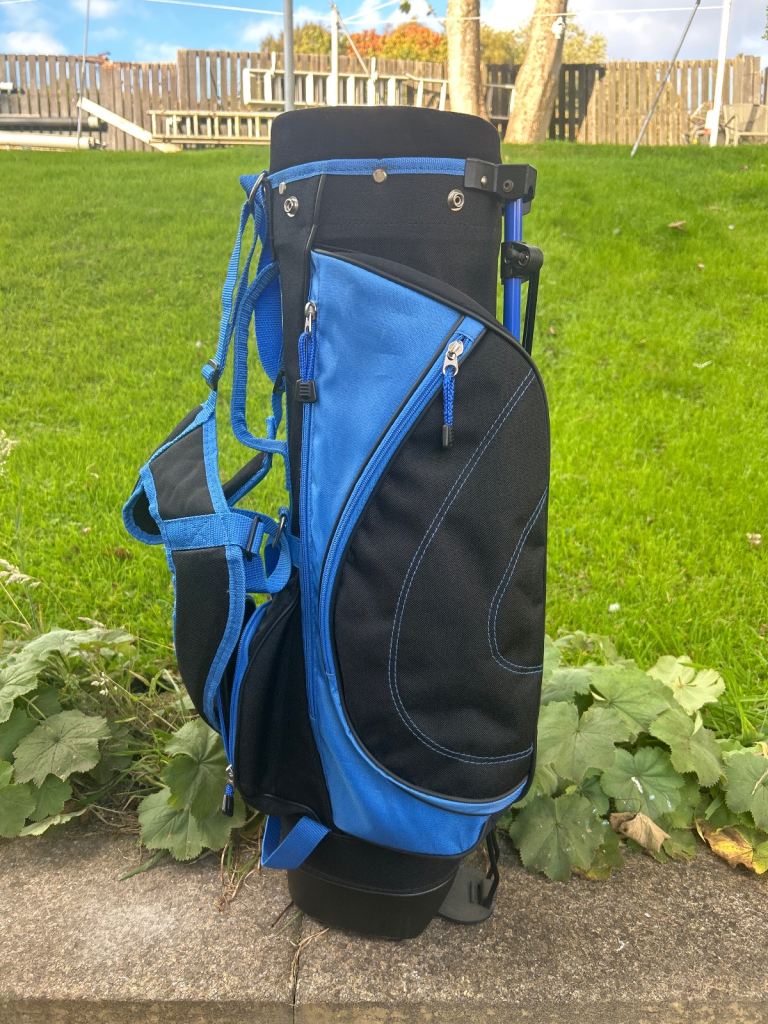 Child’s golf bag 
