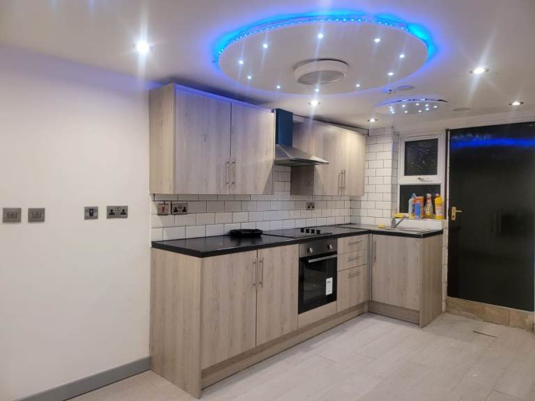 2 bed basement flat