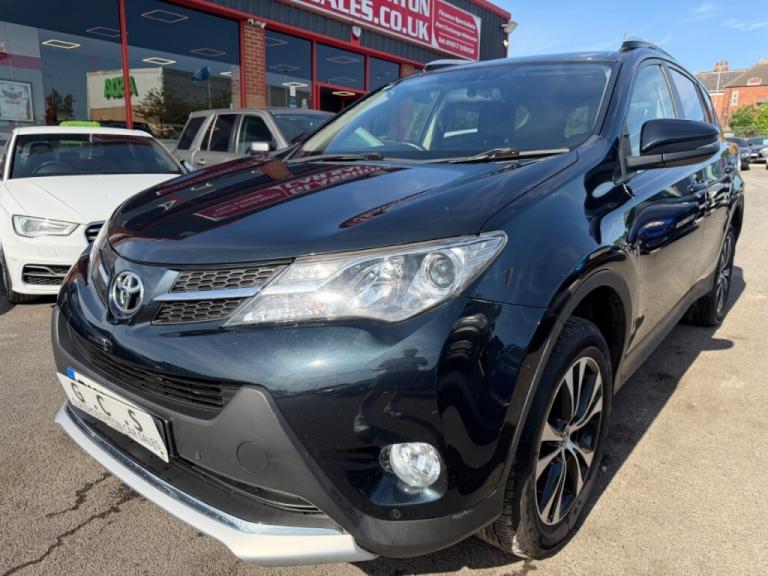 Toyota Rav-4 2.2 D-4D Invincible 5dr - 1 OWNER - FSH - Diesel