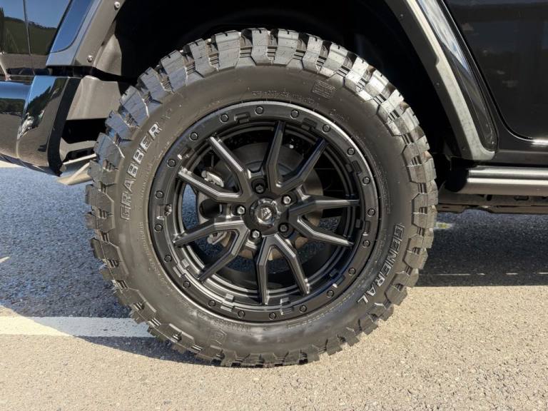 2025 JEEP WRANGLER BUZZ SV LUXURY 2.0 SUV 4DR Black FUEL Wheels MOPAR Bumper+++