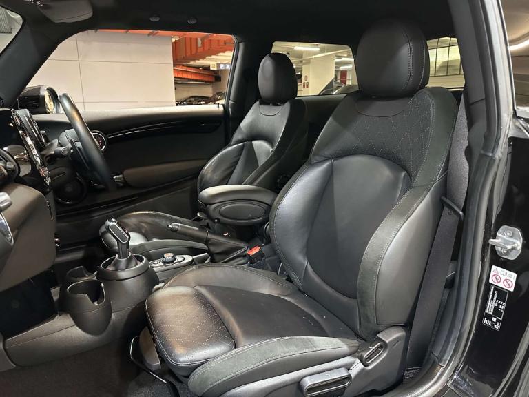 2019 MINI Hatch 2.0 Cooper S Sport II 3dr Auto HATCHBACK PETROL Automatic