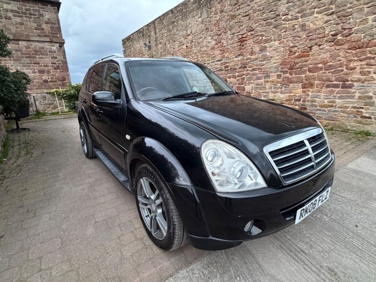 Ssangyong Rexton 4x4 2.7 Diesel Automatic 
