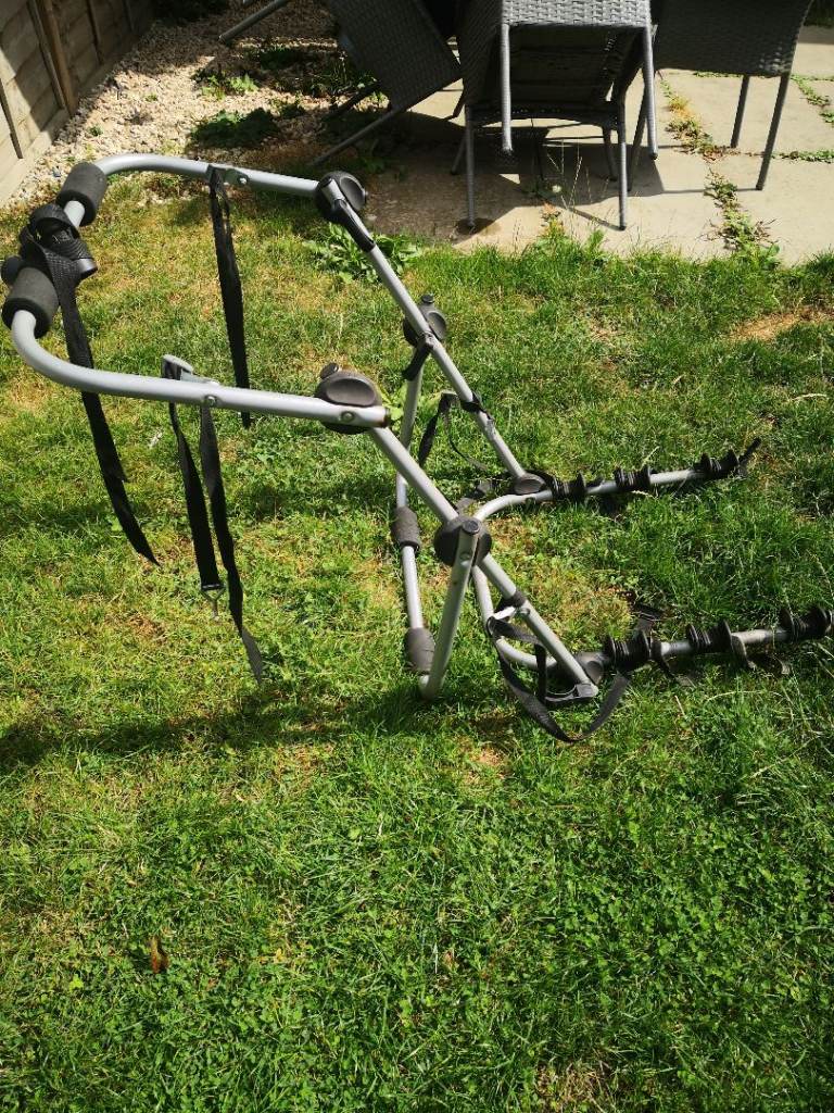 Silver Bike Rack for Car – Good Condition, Ready to Use