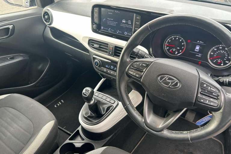 2022 Hyundai i10 1.0 MPi Premium 5dr HATCHBACK Petrol Manual