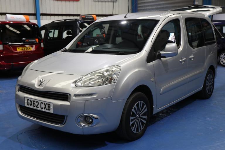 Peugeot Partner Wheelchair Car Mobility Disabled Accessible WAVs vehicle winch