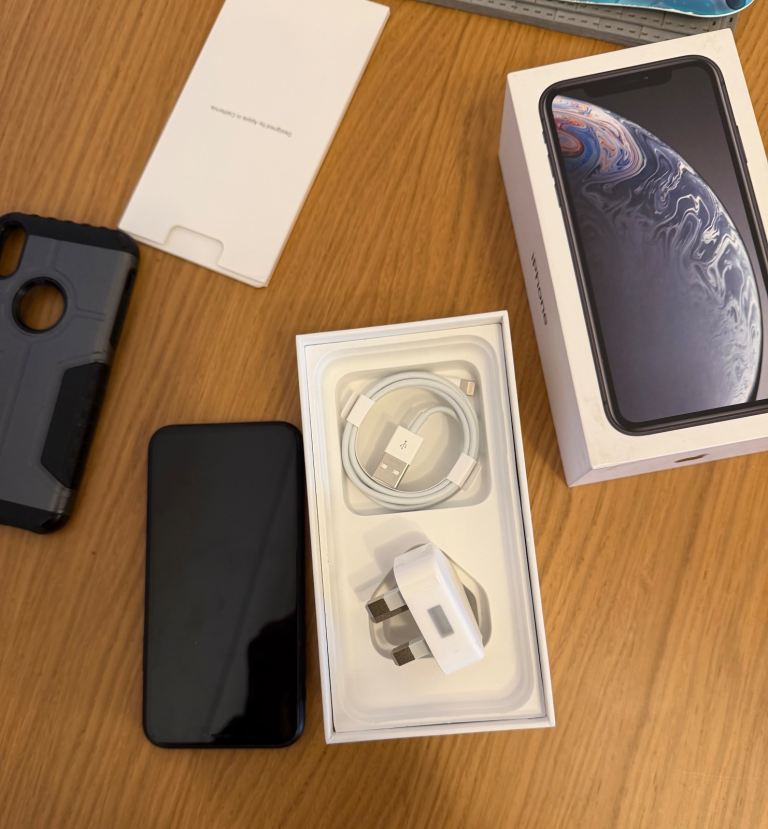 image for Apple iPhone XR 64gb Black - Unlocked