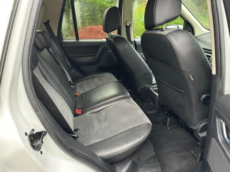 2012 Land Rover Freelander 2.2 SD4 XS 5dr Auto ESTATE Diesel Automatic