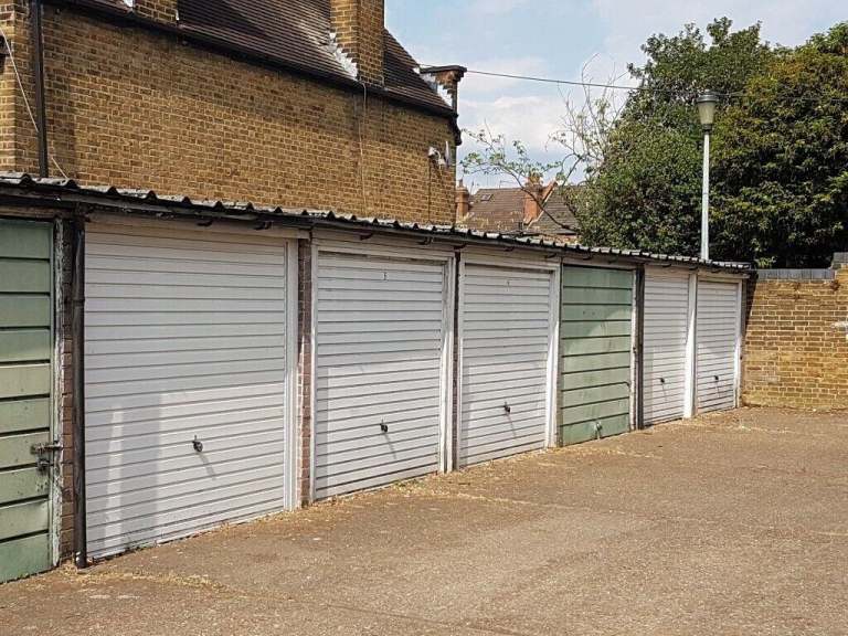 Garage/Parking/Storage: Park Lodge, Pitshanger Lane Ealing W5 1RW - NEW ROOFS