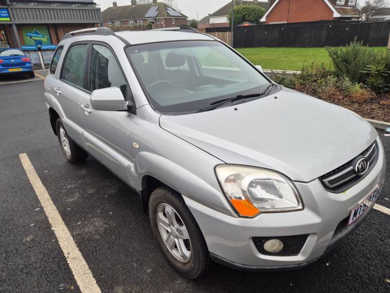 KIA SPORTAGE SUV 4X4 2.0 PETROL MANUAL 96K HISTORY